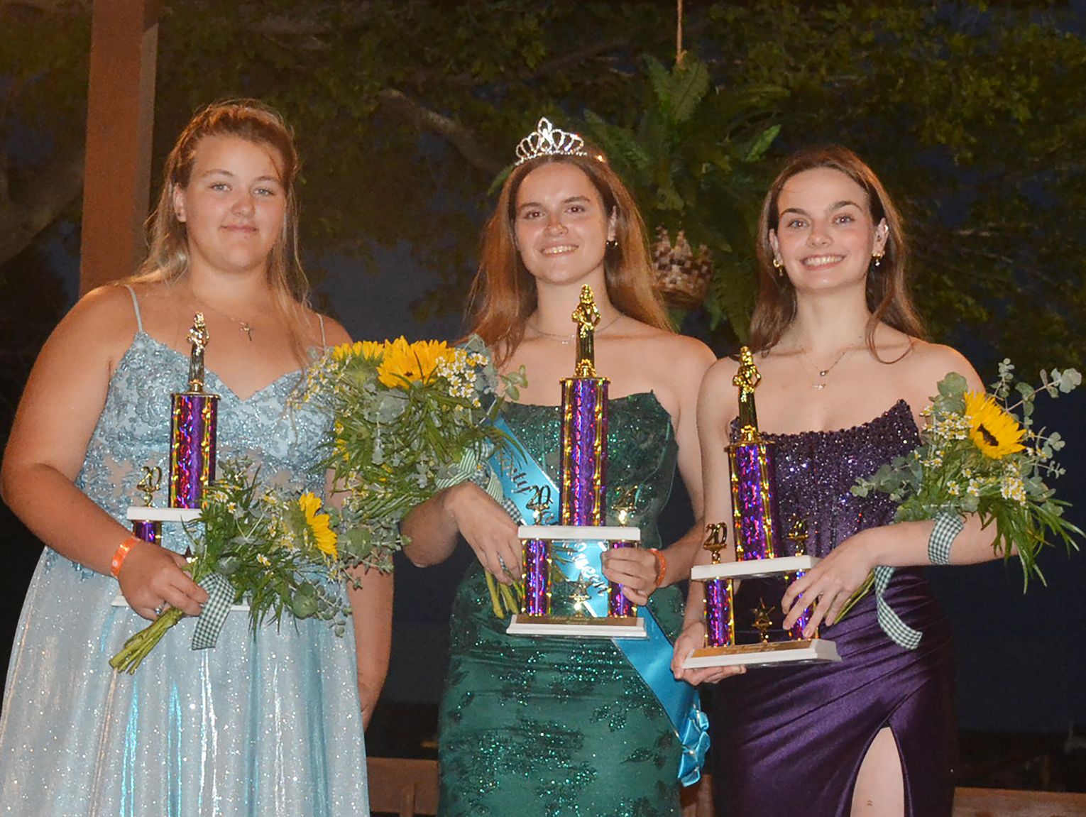 Ford adds to family tradition with a crown of her own